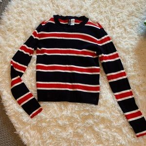 Women’s long sleeve top